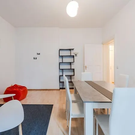 Apartment Tranquil Retreat Prenziberlin Near Alexanderplatz Berlin