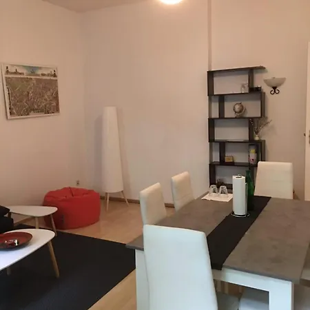 Tranquil Retreat Prenziberlin Near Alexanderplatz * Berlin