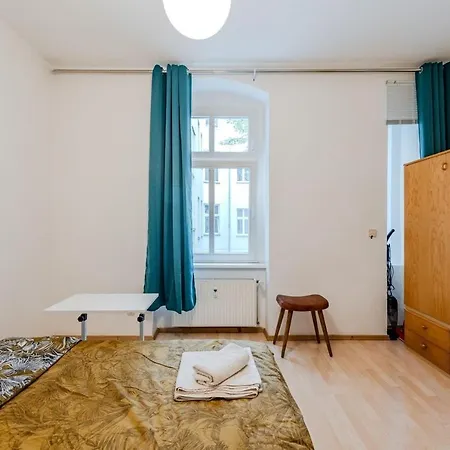 Appartement Tranquil Retreat Prenziberlin Near Alexanderplatz
