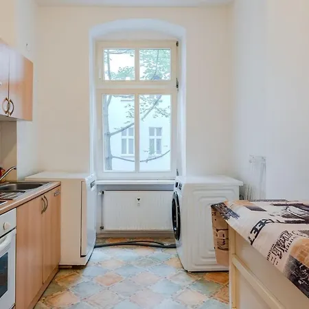 Tranquil Retreat Prenziberlin Near Alexanderplatz Appartement *