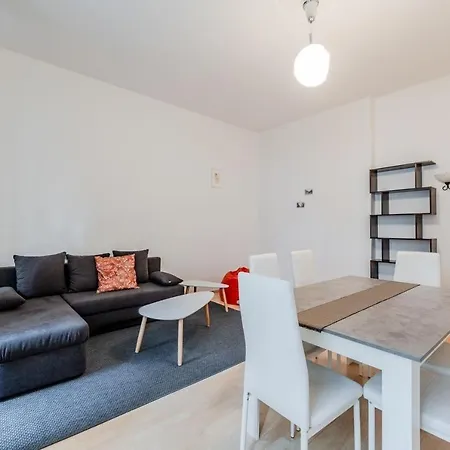 Tranquil Retreat Prenziberlin Near Alexanderplatz Appartement *