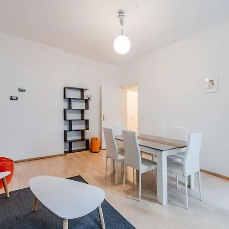 Appartement Tranquil Retreat Prenziberlin Near Alexanderplatz *